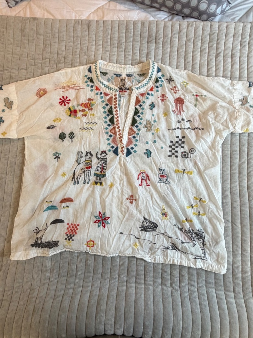 Johnny Was Pete & Greta Fully Embroidered Lightweight Top Large